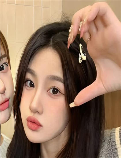 远亲近邻择良而交角色研究：人物命运的象征意义与现实关联 认识表演艺术的价值